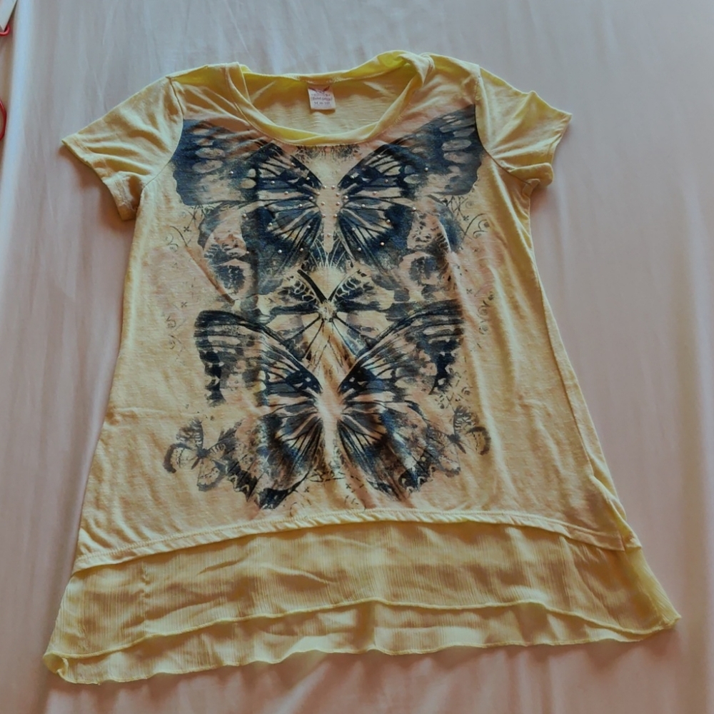 Lightweight Butterfly Print Shirt
